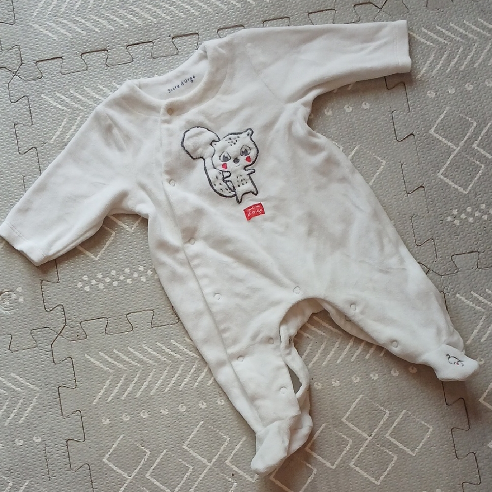 Sucre D'Orge White One Piece with Bear Footies